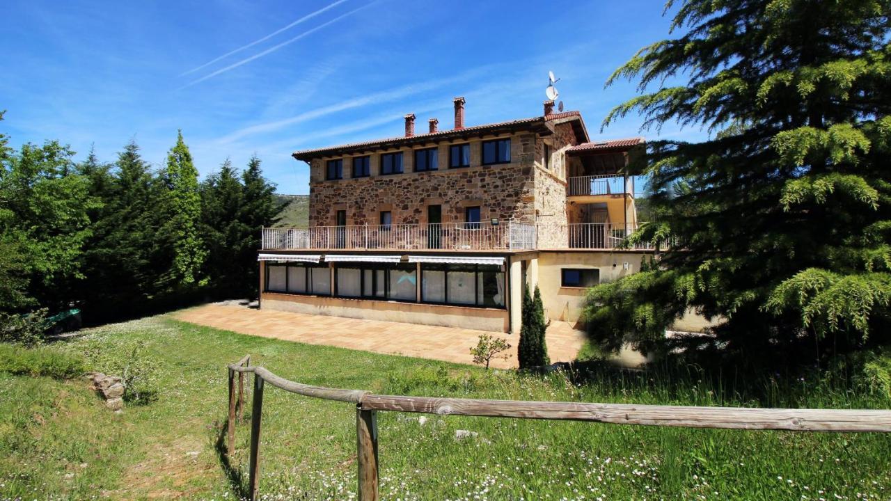 La Romanika de Fellini San Martín de Elines Exteriör bild