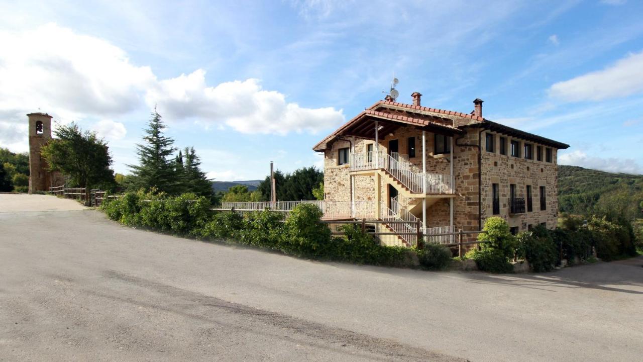 La Romanika de Fellini San Martín de Elines Exteriör bild