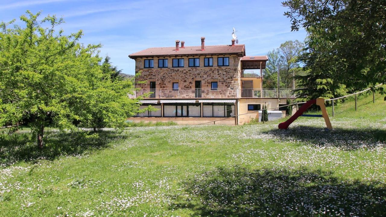 La Romanika de Fellini San Martín de Elines Exteriör bild