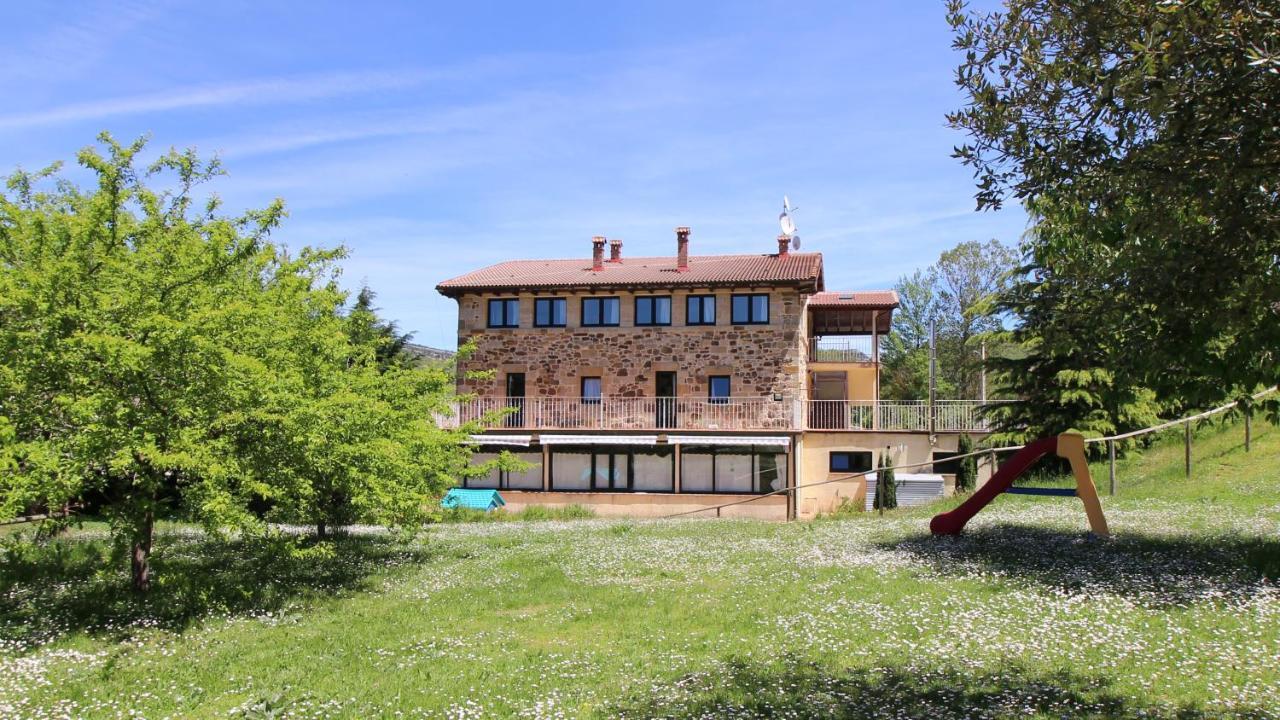 La Romanika de Fellini San Martín de Elines Exteriör bild